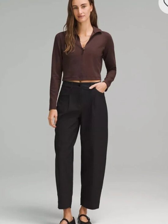 lululemon athletica Pants - Lululemon City Sleek Mid-Rise Barrel-Leg PantLight Utilitech Black Size 24